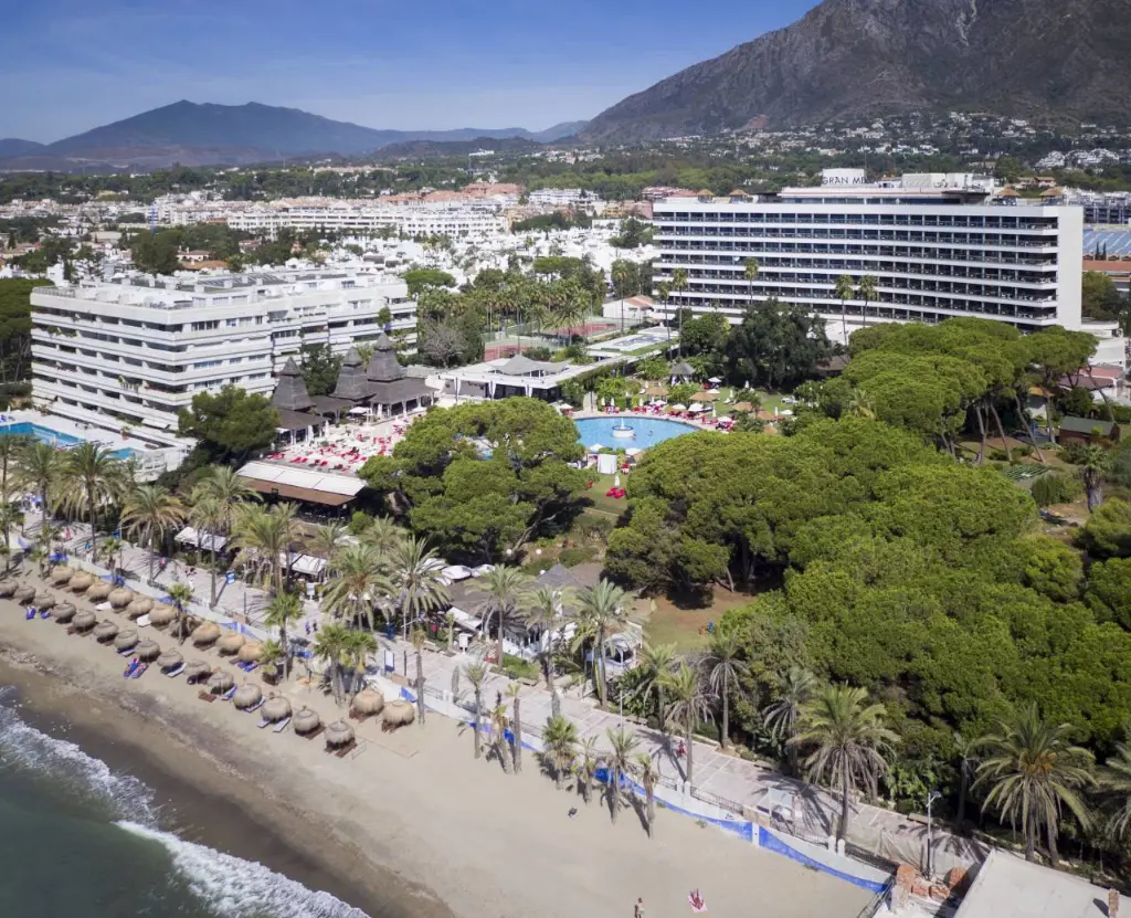 Vista panoramica mar playa hotel lujo 5 estrellas Don Pepe Gran Meliá Puerto Banus Marbella Malaga